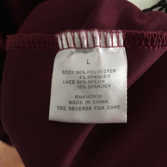 Romeo & Juliet Couture Lace & Velour Dress - Picture 9 of 9